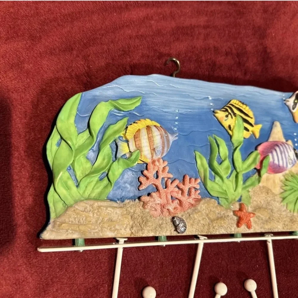 Rack Towel/Coats Wall Mount 5 Hooks. Sealife Multicolor Undersea Fish Nautica